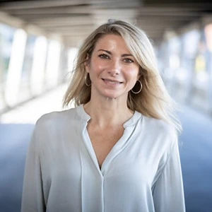 Carolina V. Guimaraes